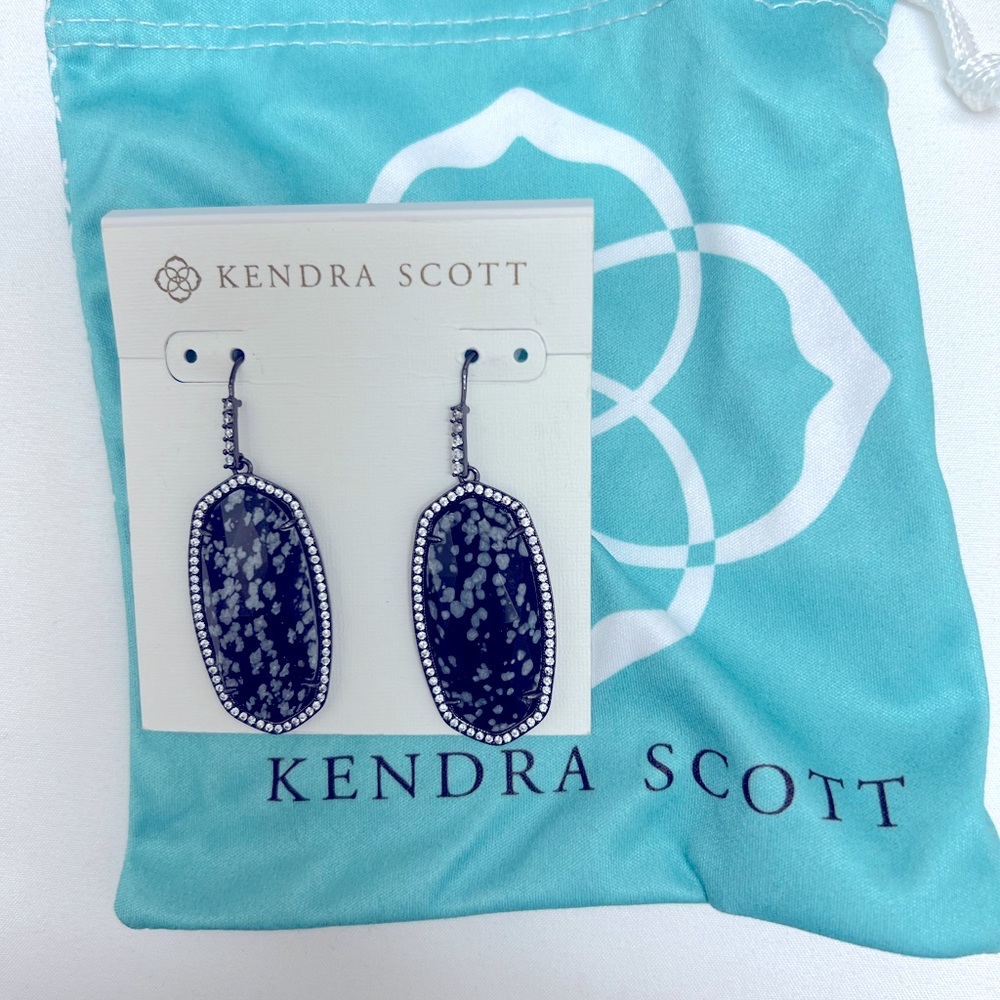 Vintage Kendra Scott- Black Tone Stone